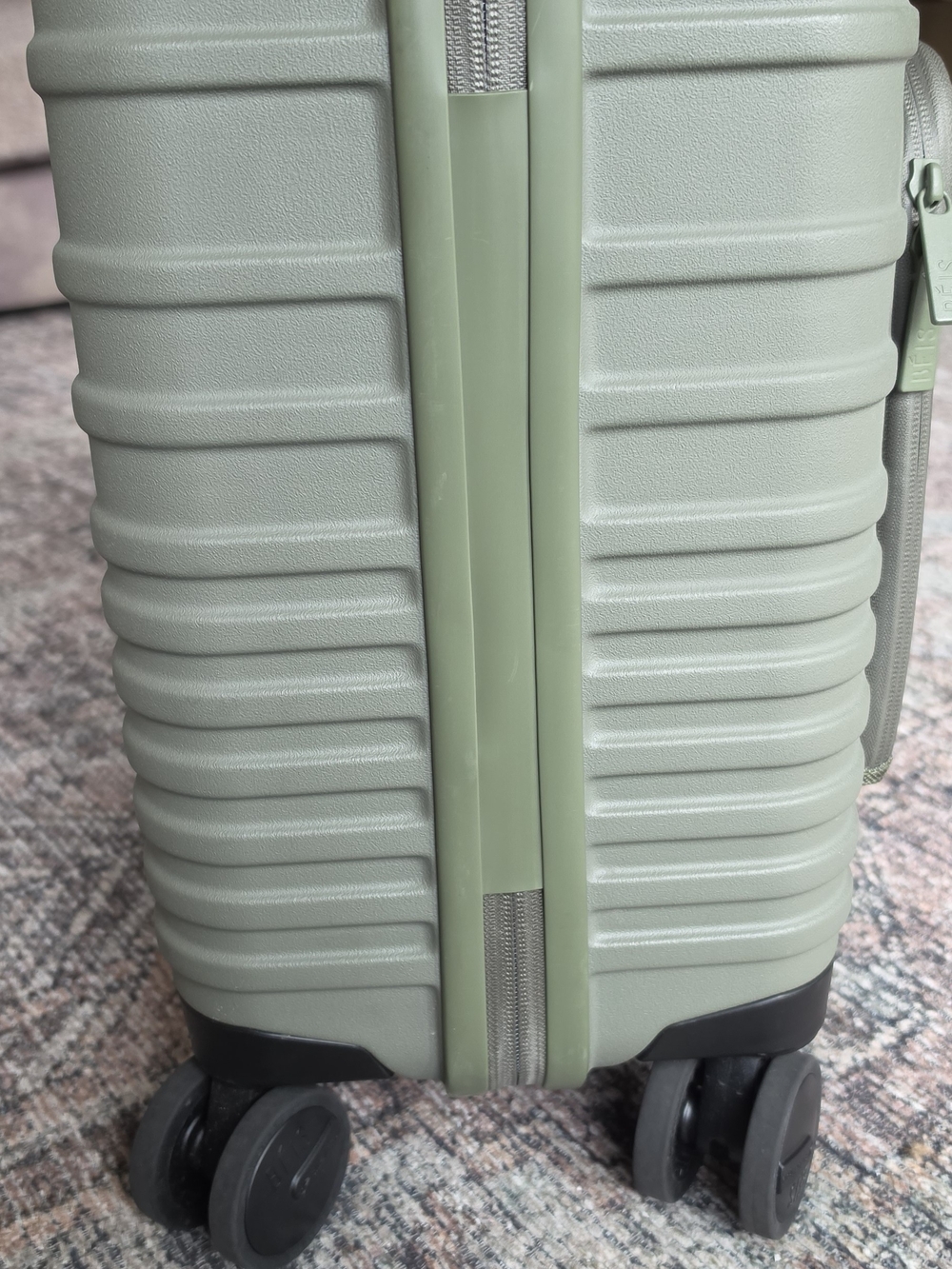 Beis Mini Roller-Olive - Picture 4 of 5